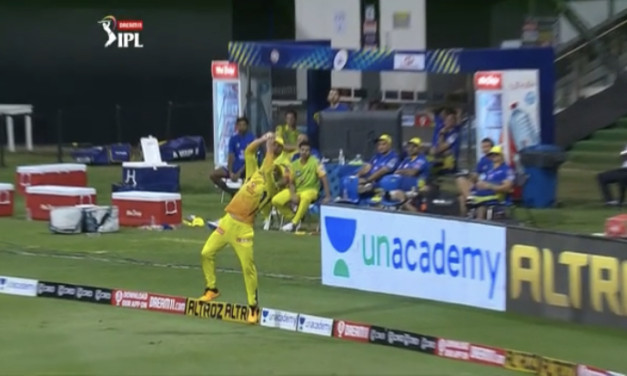 Faf du Plessis’ fantastic catches in IPL opener