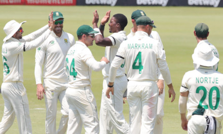 Sri Lanka post highest total in South Africa, despite Lutho Sipamla fightback