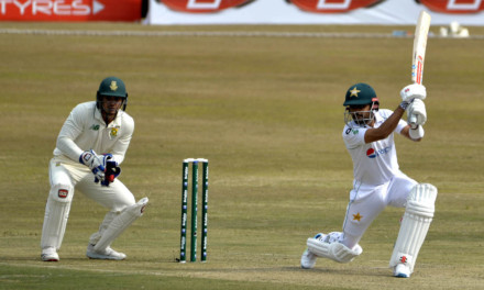 Proteas bowlers struggle on dry slow wicket | 2nd Test Day 1 | Pakistan vs South Africa