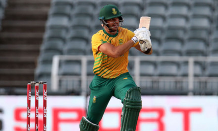 Sloppy batting sees Proteas score 165 | 1st T20i South Africa vs Ireland