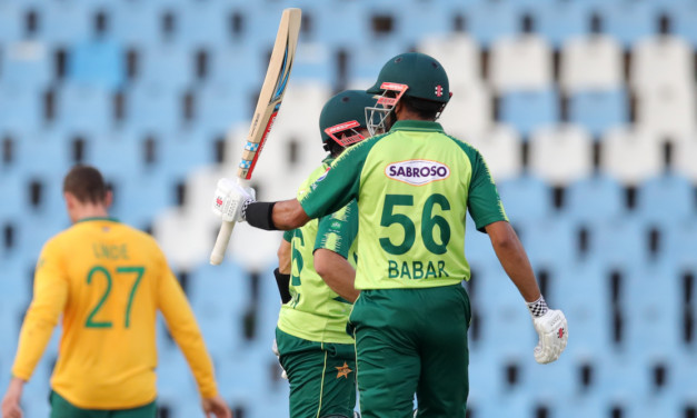 Babar Azam returns the punishment | 3rd T20I | South Africa vs Pakistan