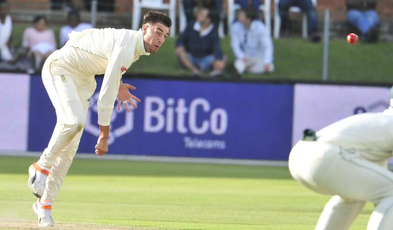 Duanne Olivier returns as South Africa name squad for India Tests