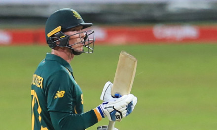 Proteas implode with the bat as Sri Lanka clinch the series