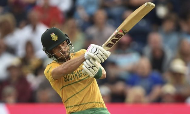 Hendricks, Markram flourish as Proteas reach 191