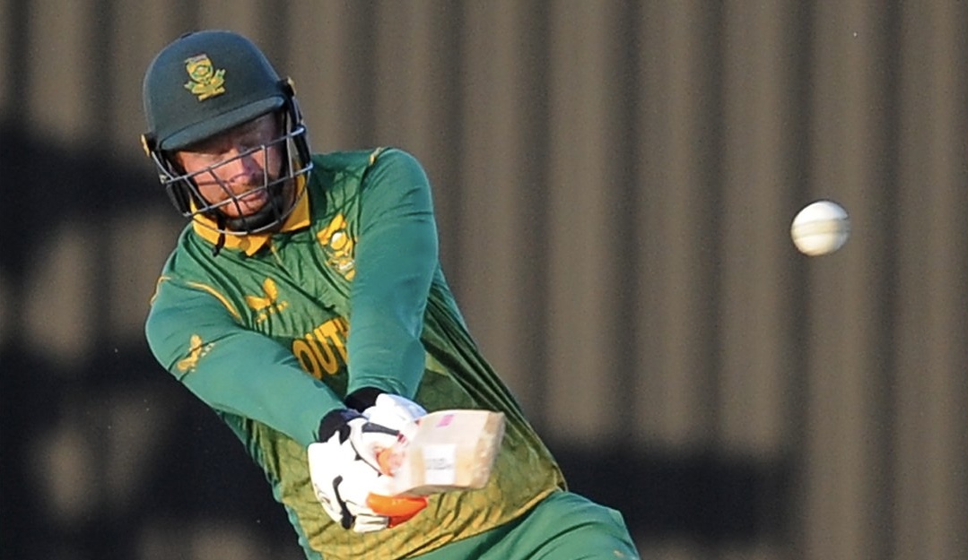 England hold off Proteas in Kimberley