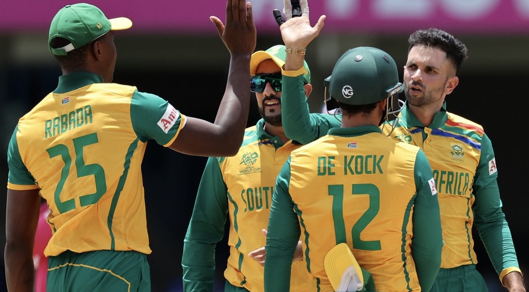 Proteas start off Super 8s with tense win against USA