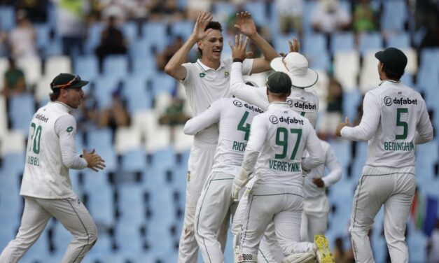 Proteas 27-3 in pursuit of 148 to win 1st Test against Pakistan