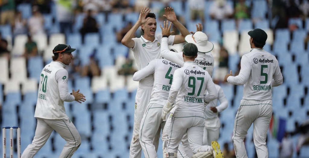 Proteas 27-3 in pursuit of 148 to win 1st Test against Pakistan