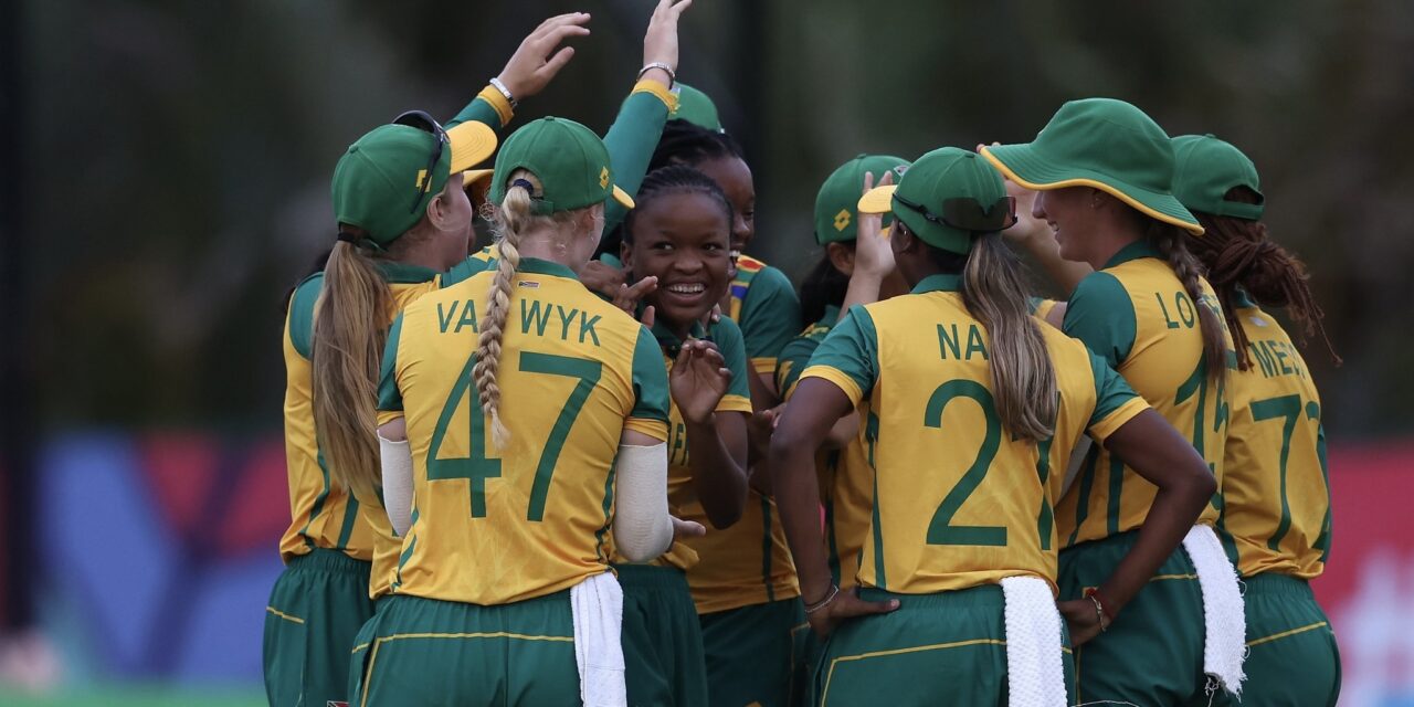 SA U19 Women Through to Super Six