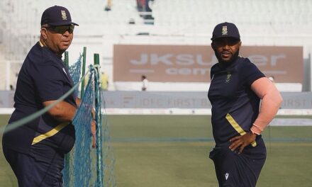 Rabada out, as Proteas eye history in 2nd Test against India