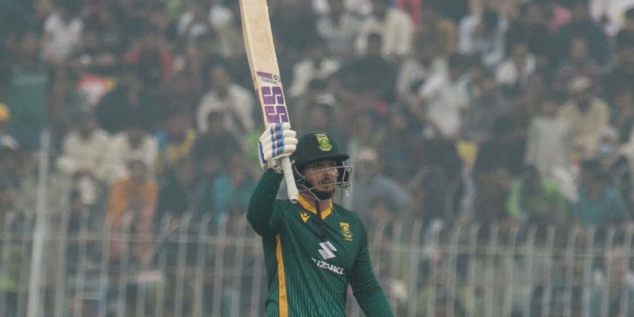 Pakistan edge South Africa in tense ODI series opener 