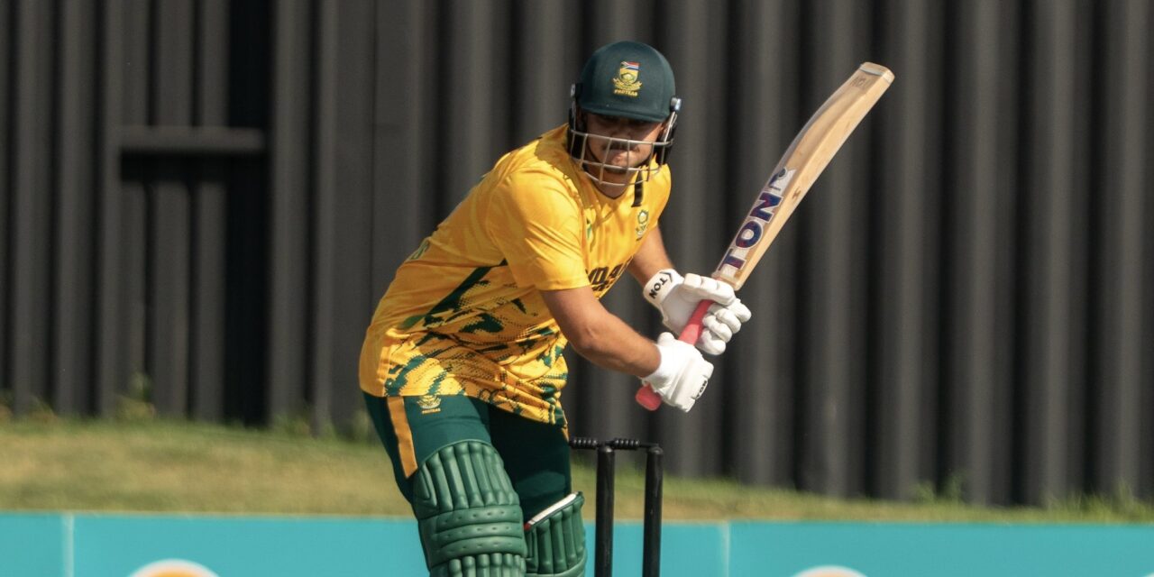 Pretorius, Fortuin fire Proteas into Tri-Series final