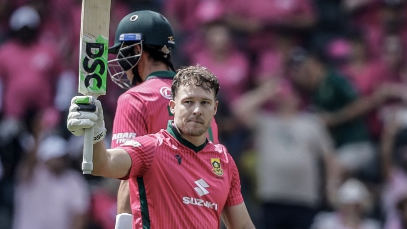 Miller, Bavuma make it a Pink Day to remember