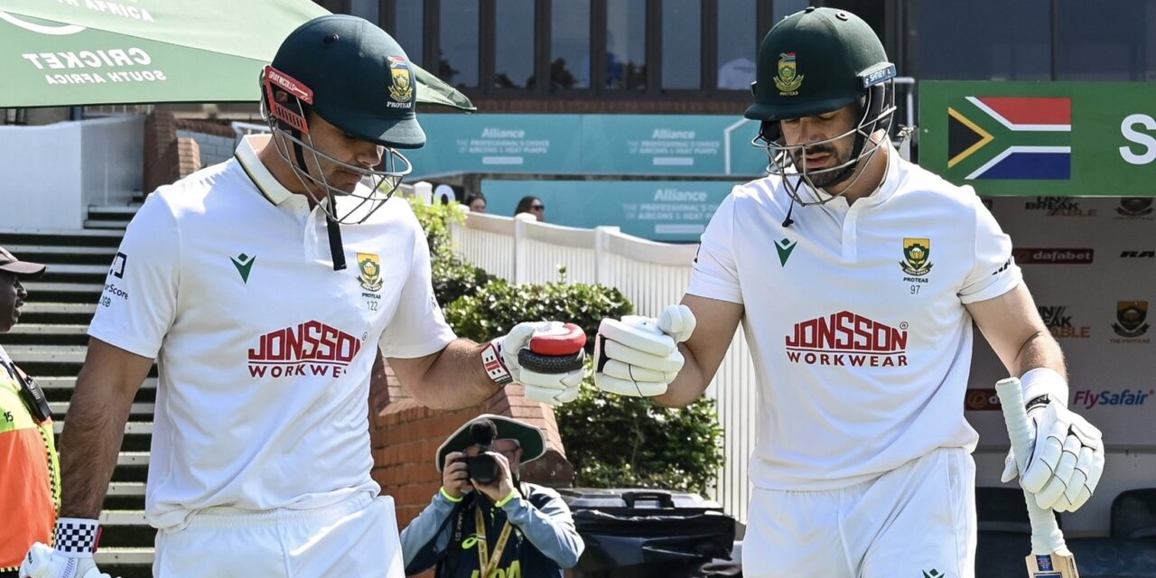 Proteas Batting Collapse Hands Australia Control on Day 3 in Durban
