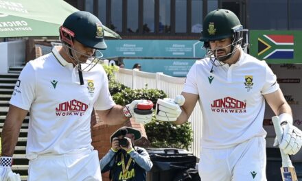 Proteas Batting Collapse Hands Australia Control on Day 3 in Durban