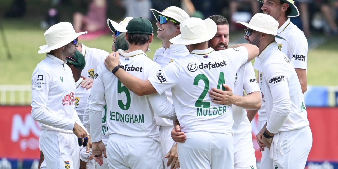 South Africa Take Control as Australia Struggle on Opening Day in Durban